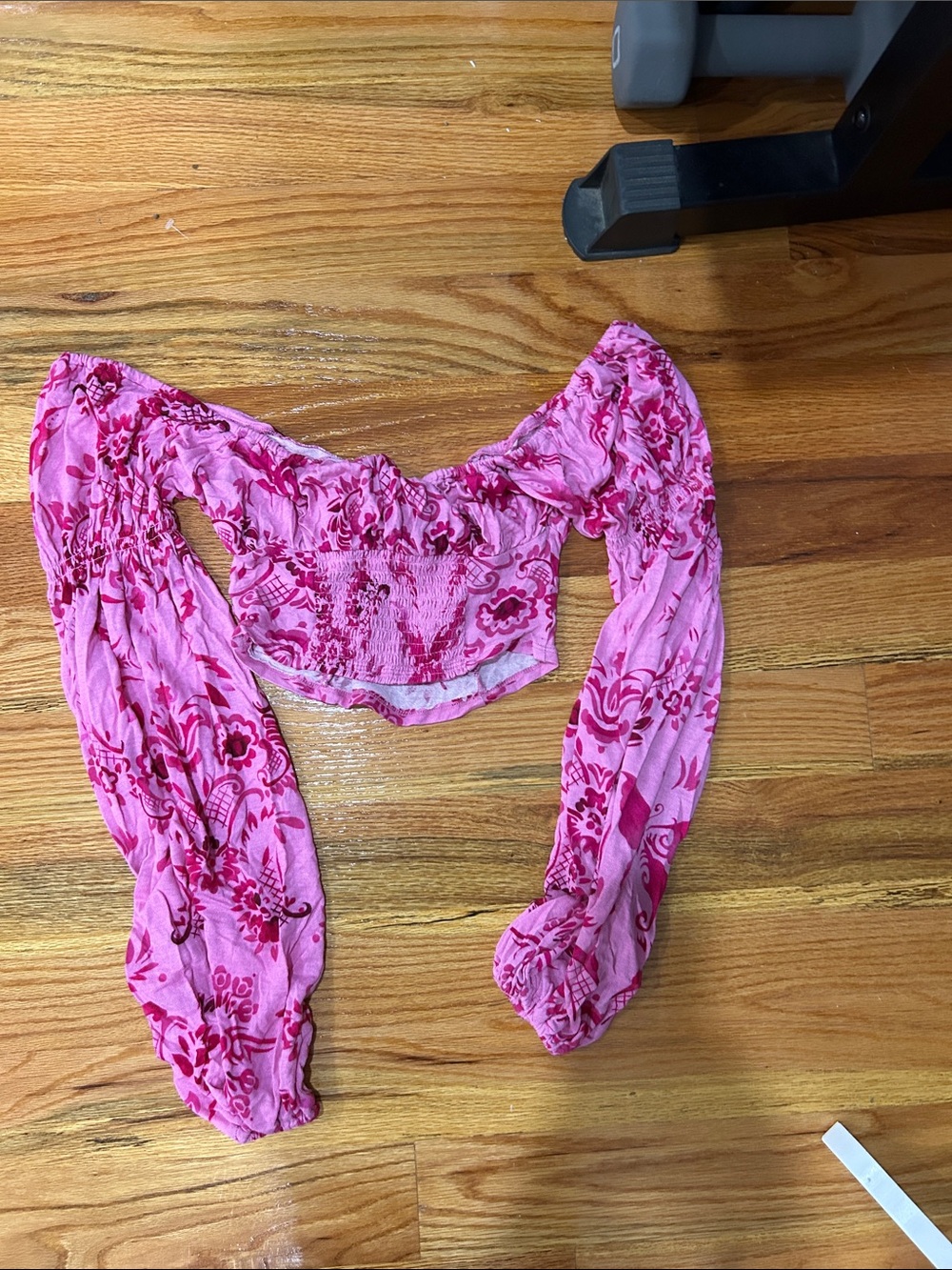 Urban Outfitters Pink Floral Velvet Burnout Off-Shoulder Crop Top - Picture 4 of 4